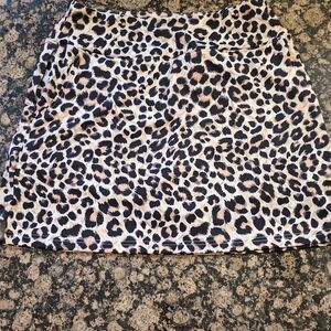 Chic Leopard Print Women's Skort